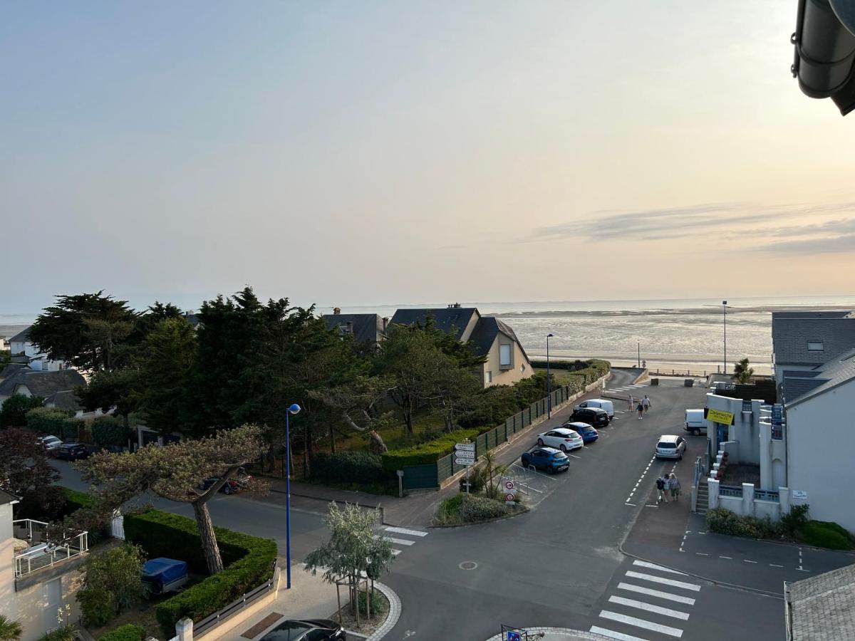 Appartement Pour Evasion Marine A Hauteville Sur Mer エクステリア 写真